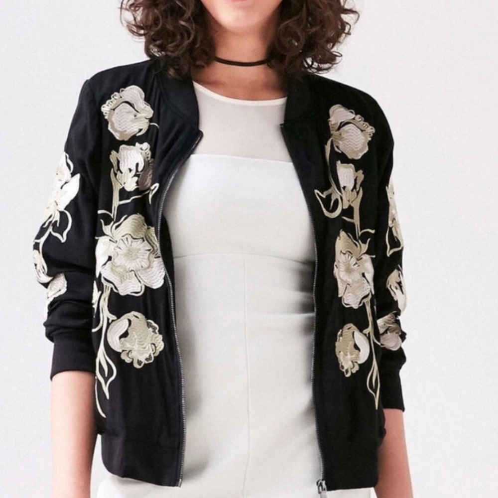 Urban outfitters Kimchi Blue Molly bomber - Picture 2 of 7